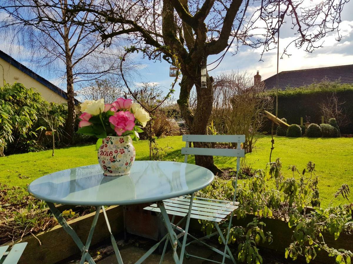 The Dorm Bed And Breakfast Eccleshall Exterior photo